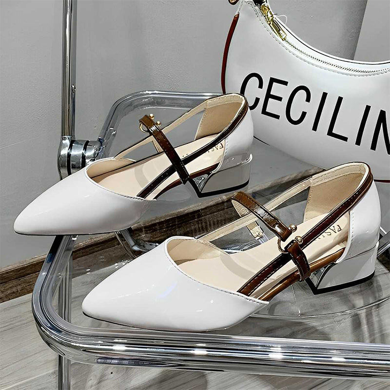 Gluschwein - Niedrig ausgeschnittene High Heels mit spitzer Zehenpartie
