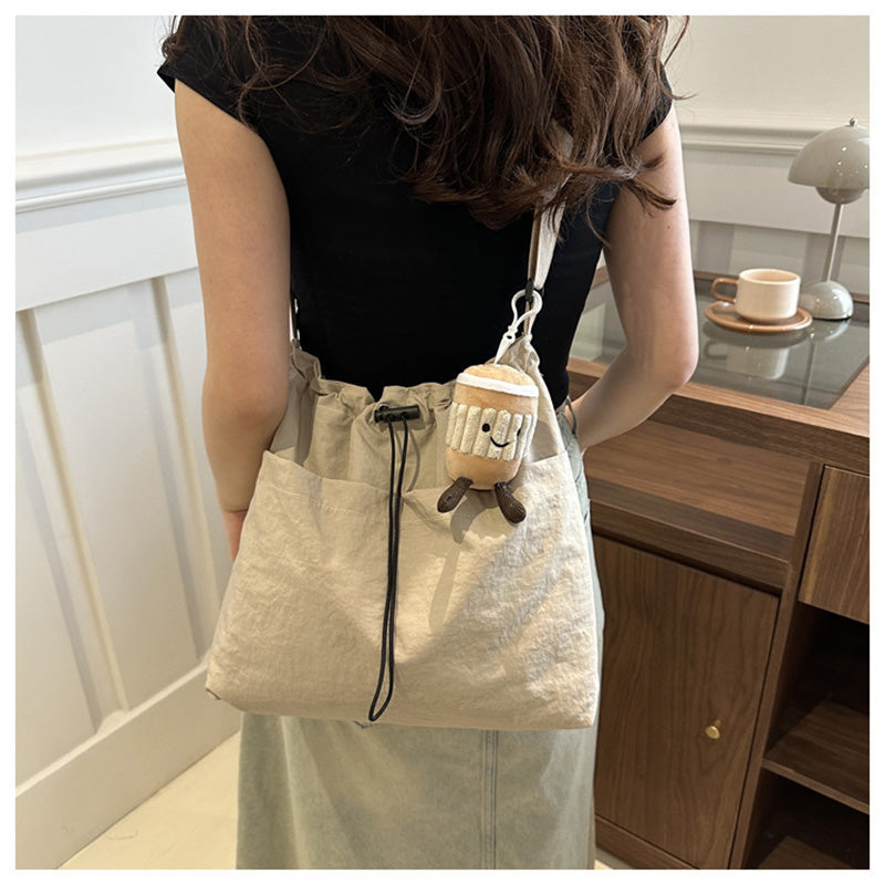 Bolso de hombro casual ultraligero y de gran capacidad.