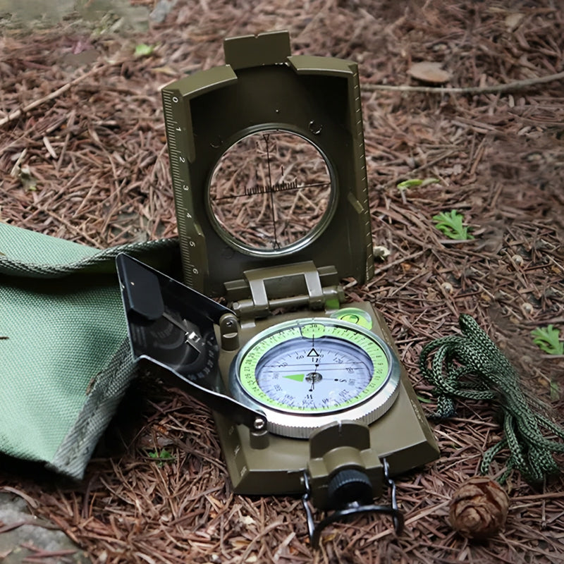 Multifunktionaler Militärkompass für Peilung und Navigation