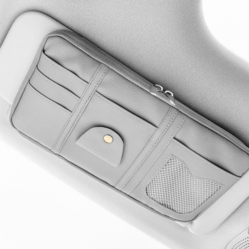 Bolsa para guardar tarjetas para el coche.
