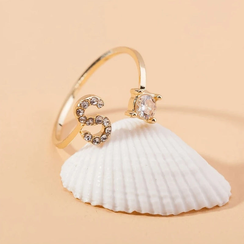Gluschwein - Buchstaben Ring aus Kristall