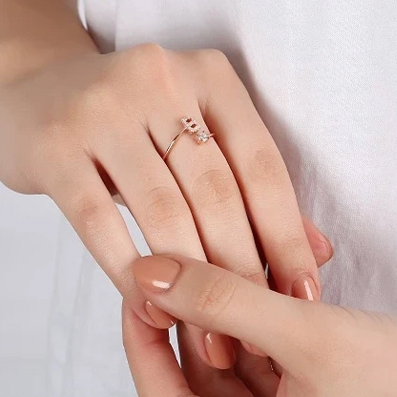 Gluschwein - Buchstaben Ring aus Kristall