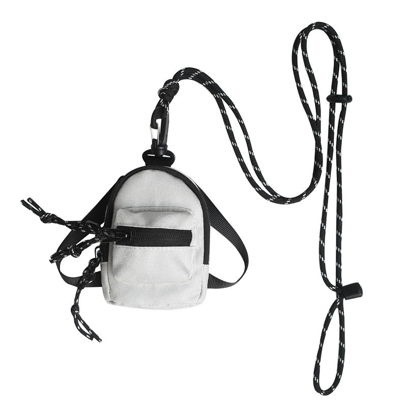 Bolso mini con colgante de moda