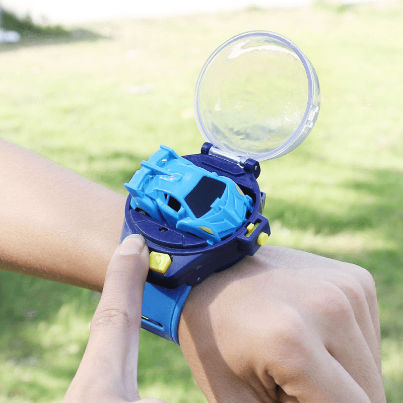 Gluschwein - Spielzeugauto Uhr