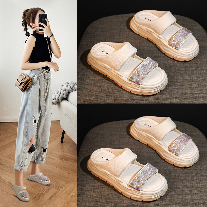 Gluschwein - Funkelnde, höhenvergrößernde Sandalen mit Strasssteinen