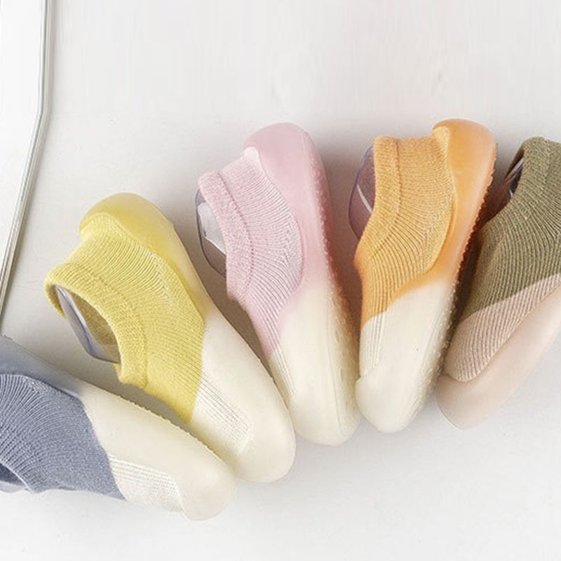 Chaussures de première marche antidérapantes à semelle souple pour bébé