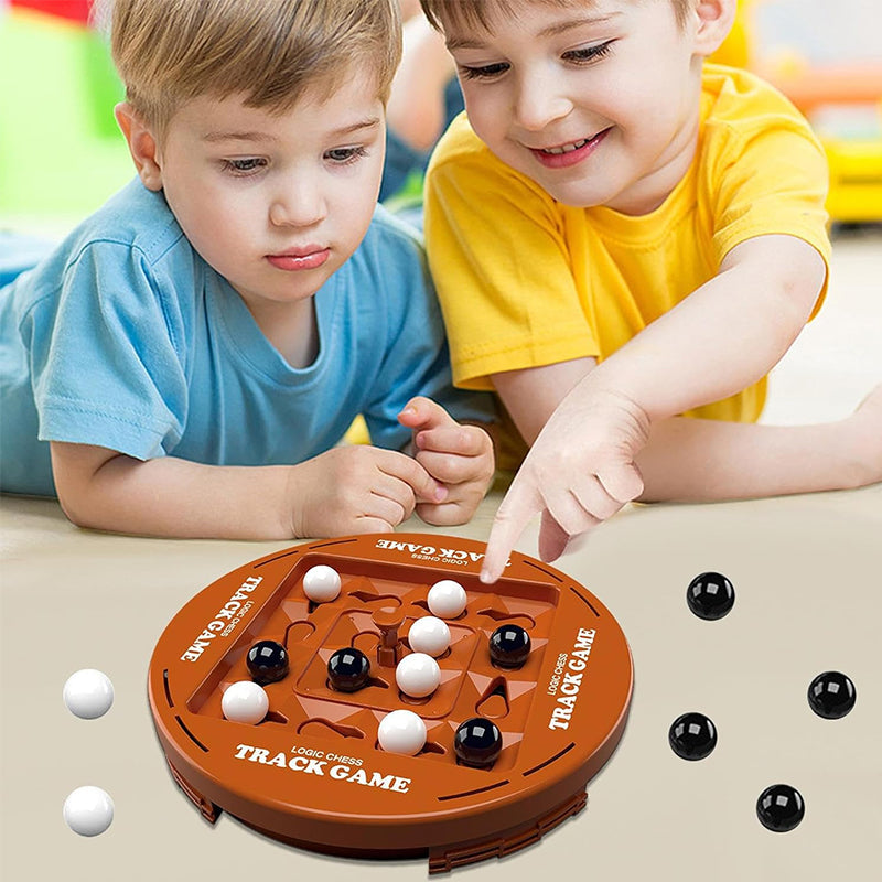 Juego de mesa educativo de lógica orbital.