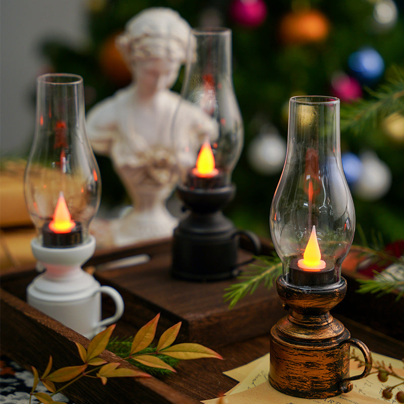 Décoration de Noël de style rétro avec lampe à pétrole électronique lumineuse