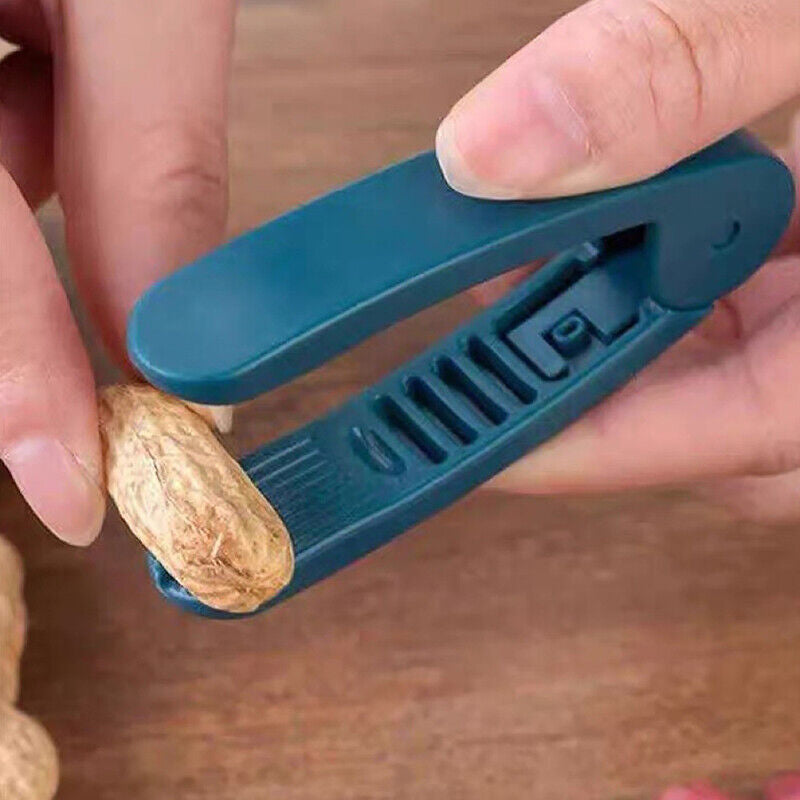 Gluschwein - Peanut Seed Peeler Plastics Peanut Clip