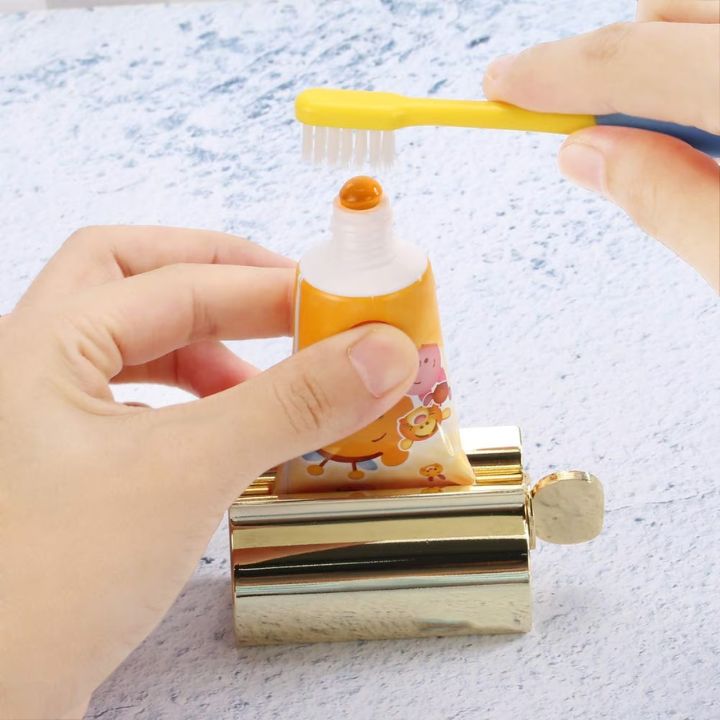 1+1 Gratuit | Presse-dentifrice – propre, sans effort et sans effort