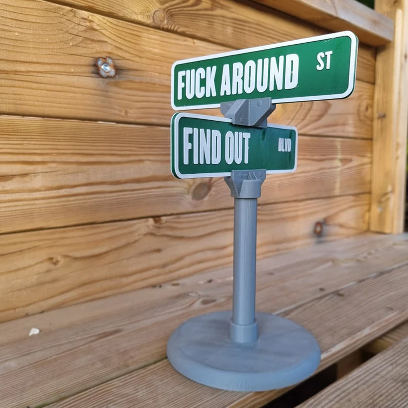 Gluschwein - F Around/Find Out Straßenschild Tischdekoration