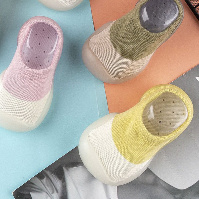 Chaussures de première marche antidérapantes à semelle souple pour bébé
