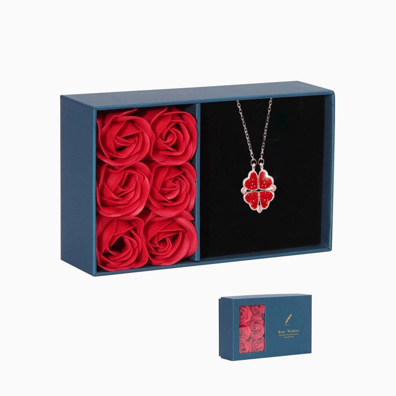 Gluschwein - Kreativ gefaltete vierblättrige Kleeblatt-Halskette Roségold + Geschenkbox mit sechs Rosen