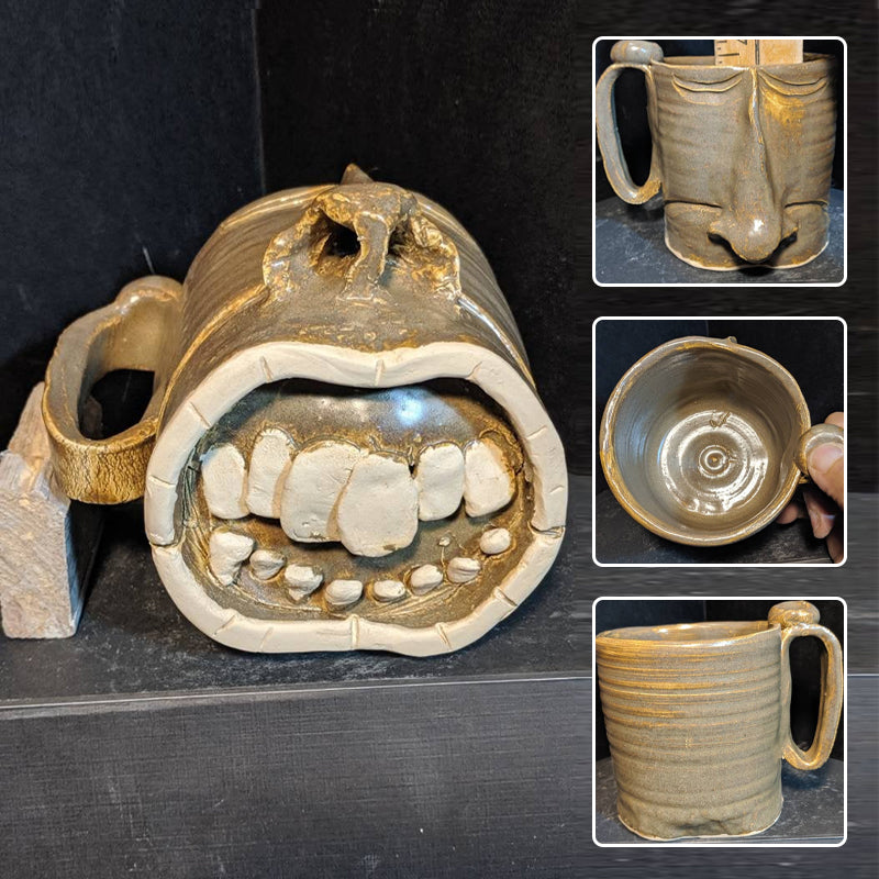 Gluschwein - Gesichtsbecher mit Mund und Zähnen auf der Unterseite