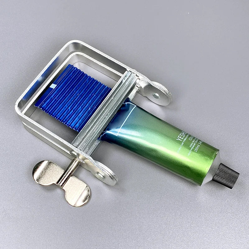 Gluschwein - Toothpaste Squeeze Roller