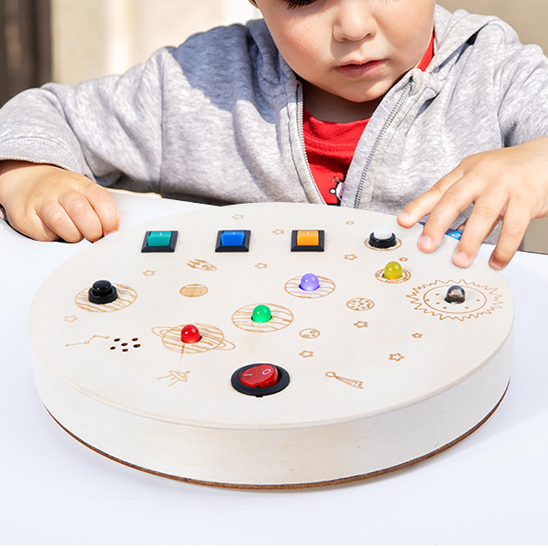 Gluschwein - Elektronisches Busy Board für Kinder