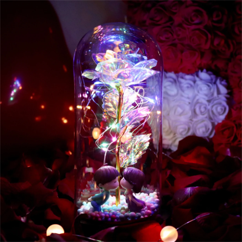 Gluschwein - Glitzernde Rosenornamente verzaubern romantisch Kuss