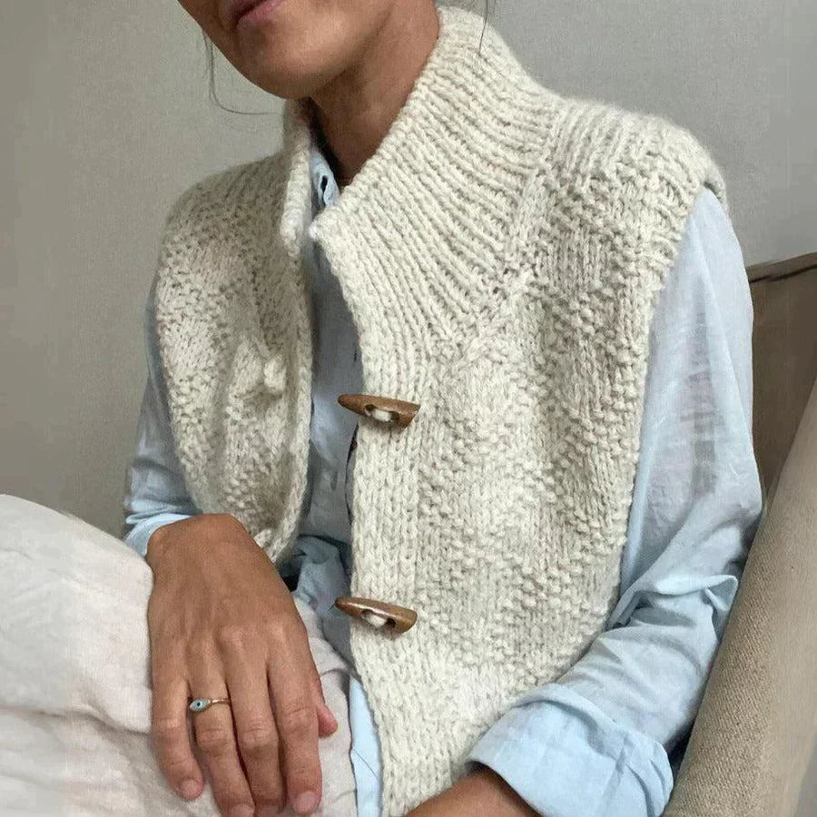 Gluschwein - Bonnie - Stylische ärmellose Strickjacke