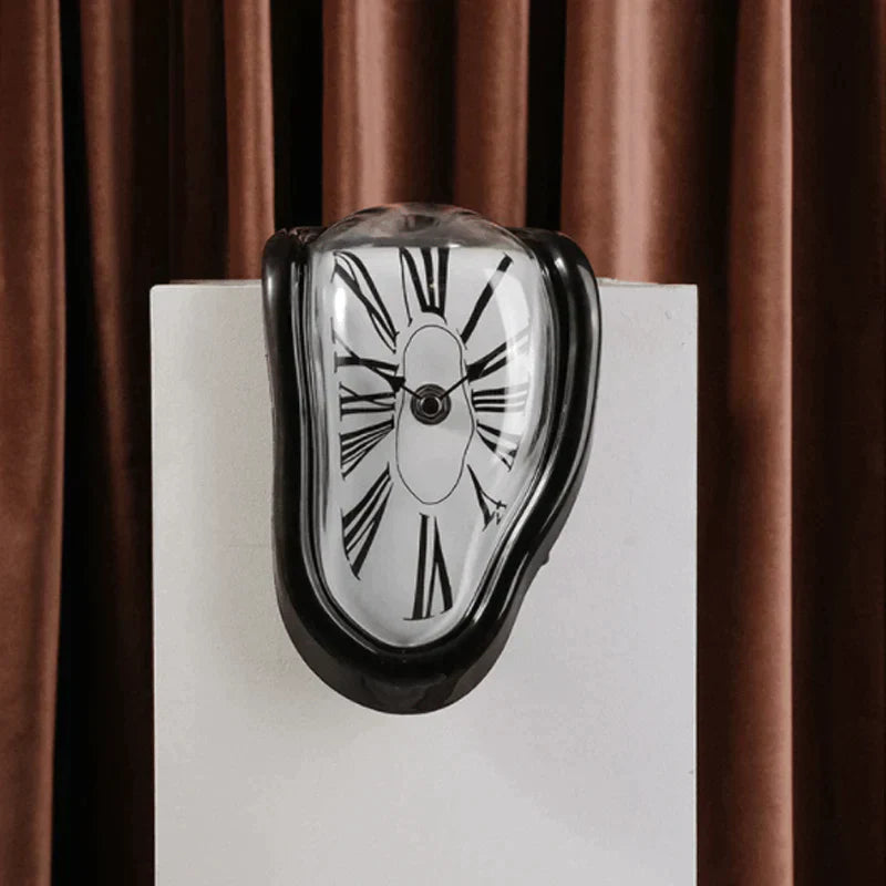 Gluschwein - Uhr der schmelzenden Zeitschleife Schwarz