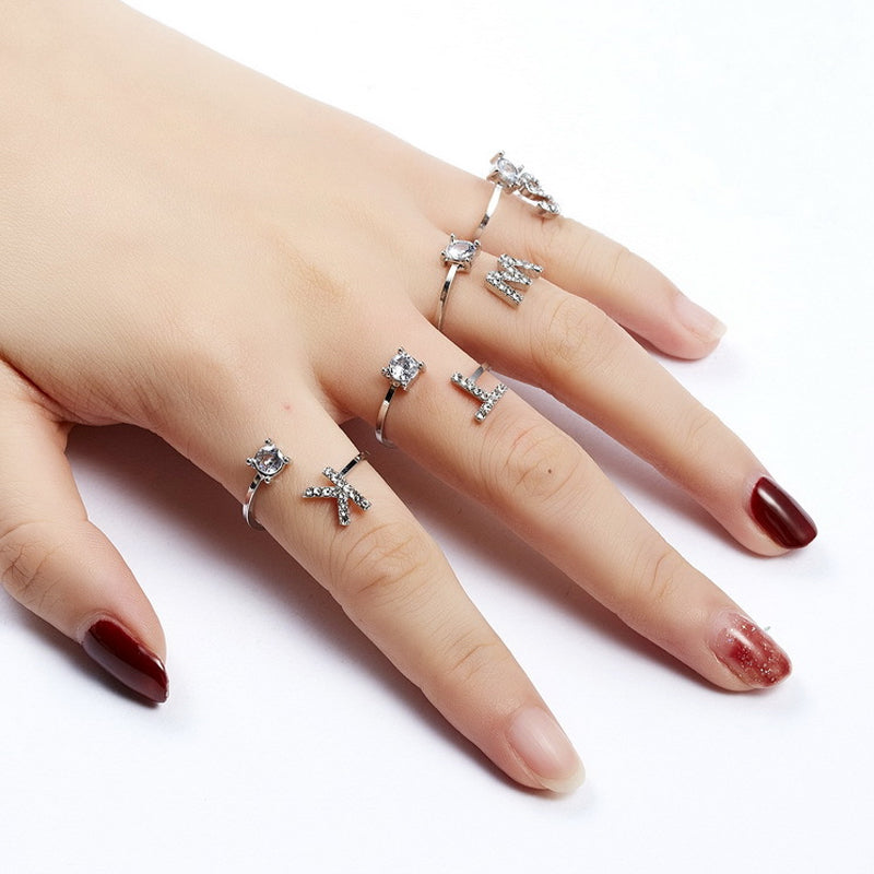 Gluschwein - Buchstaben Ring aus Kristall