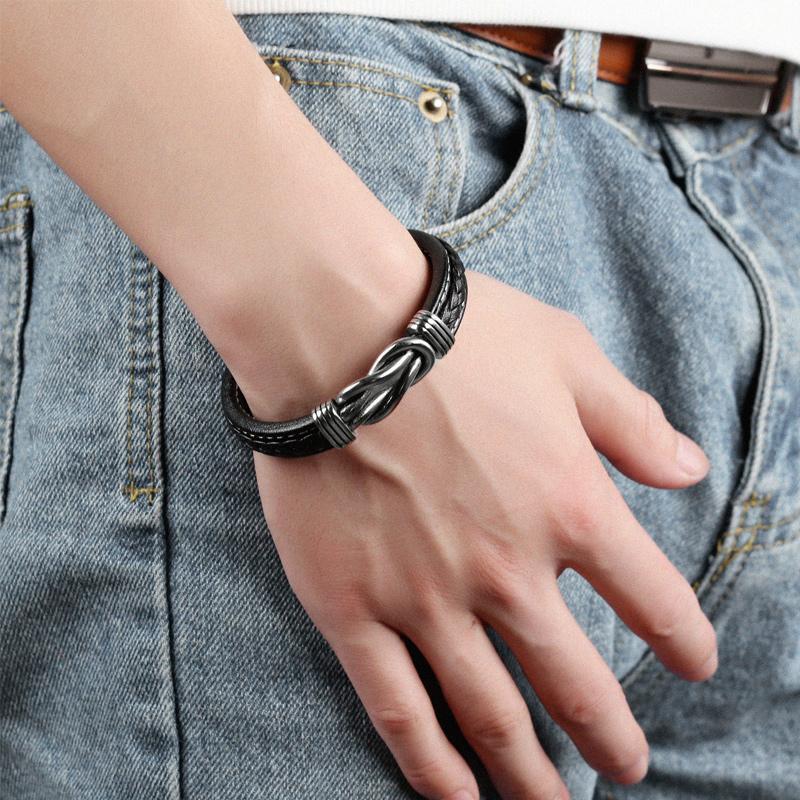 Gluschwein - Unendlichkeits-Design Herrenarmband aus Titanstahl