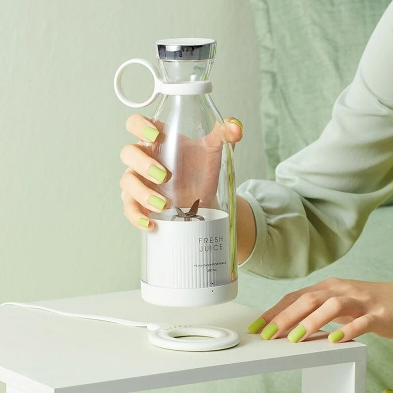 Gluschwein - Mini tragbarer kabelloser wiederaufladbarer Entsafter
