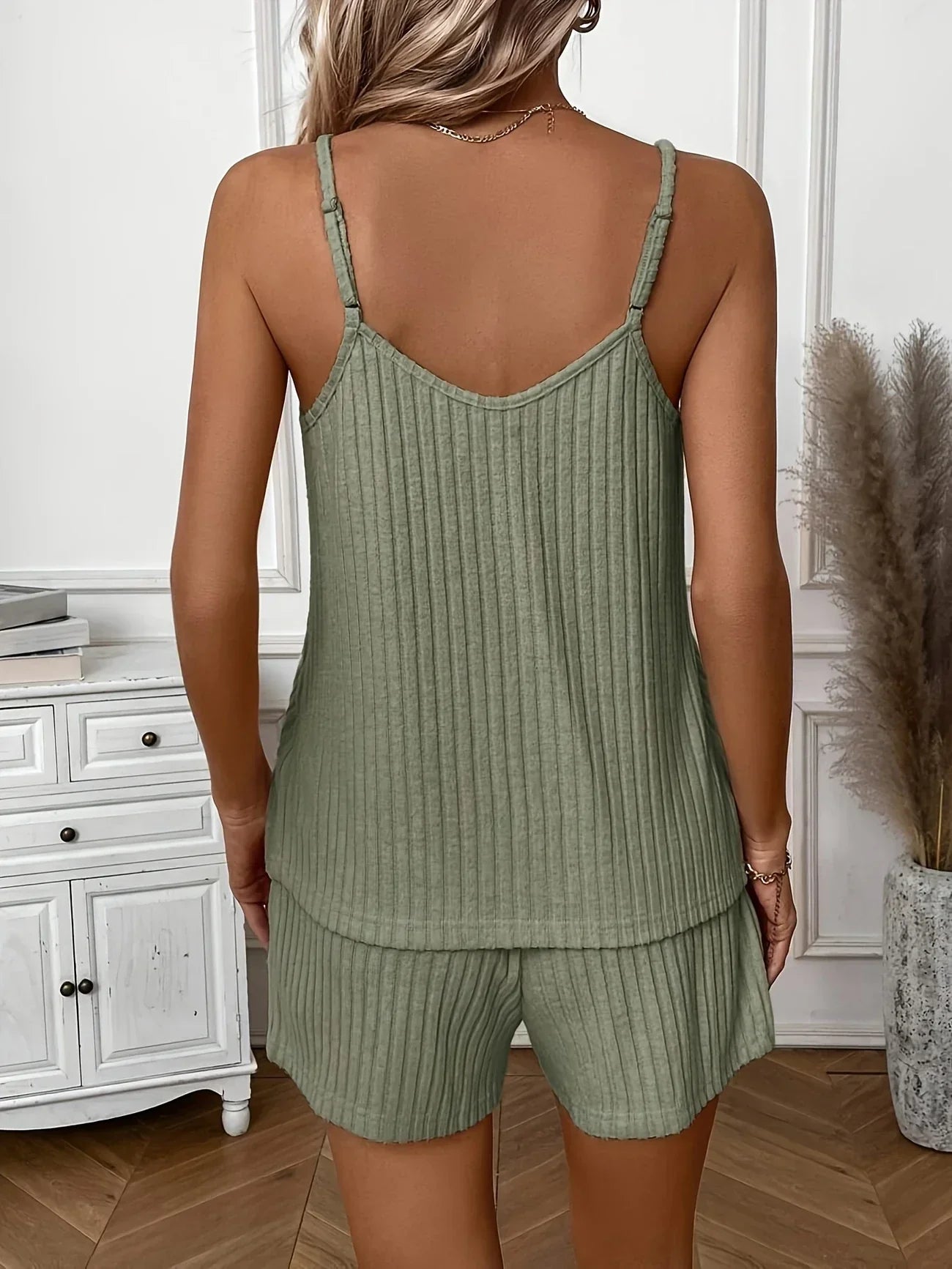 Hristina – Cómodo conjunto de verano de dos piezas con tirantes
