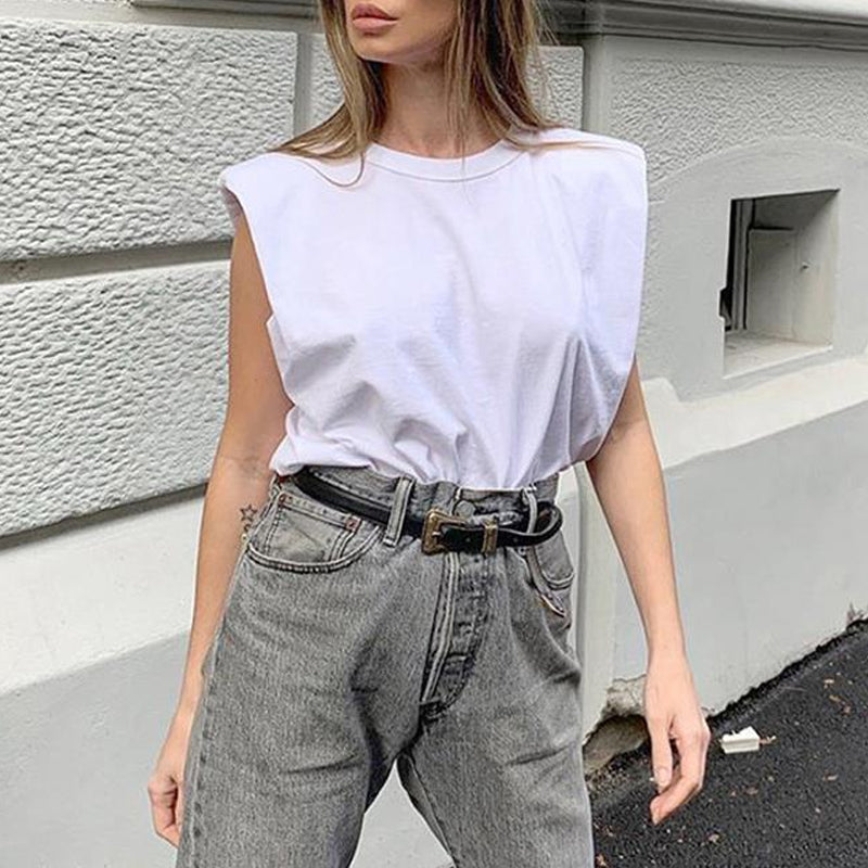 Gluschwein - Sleeveless Crew Neck Solid Knit Top