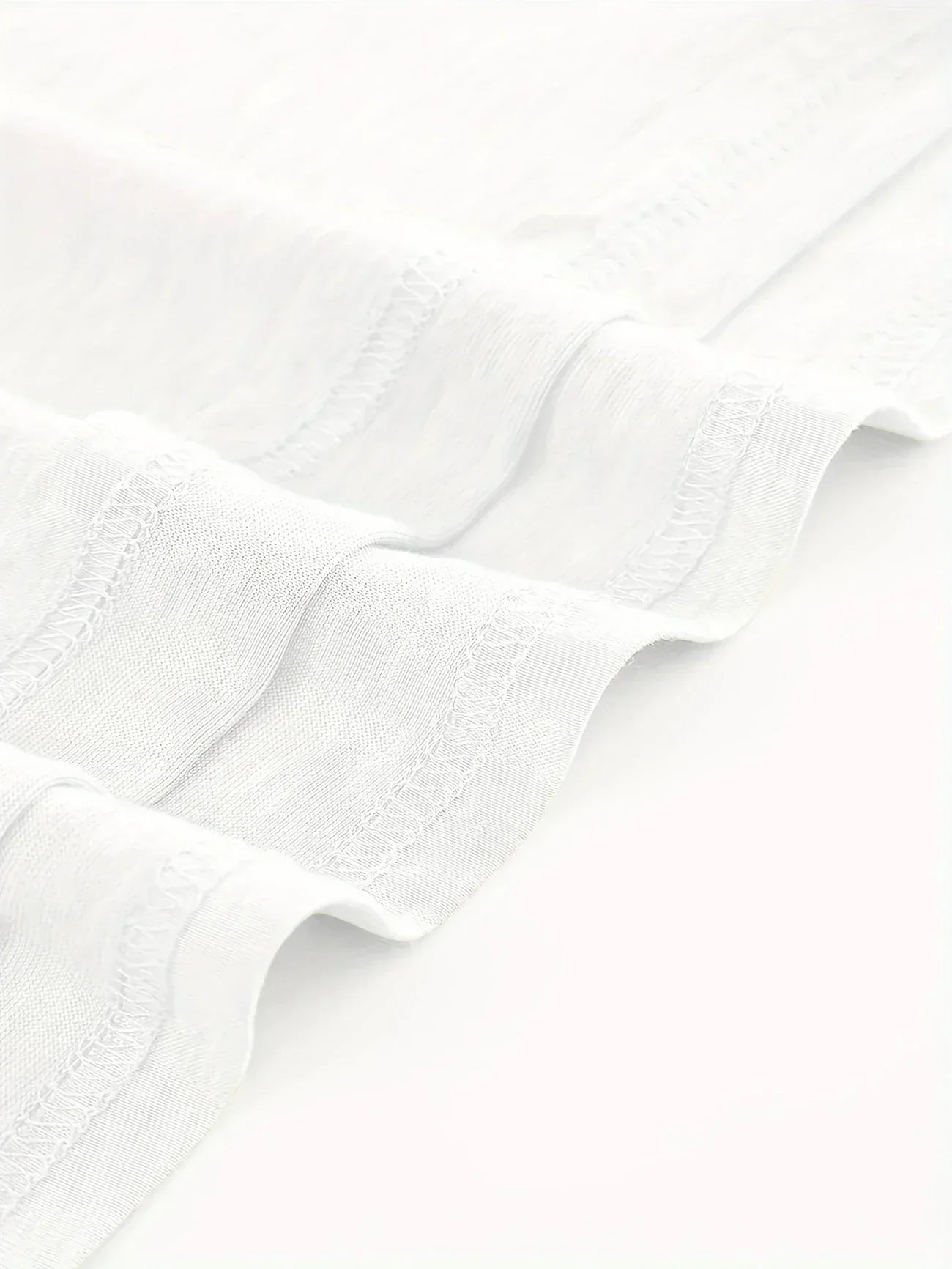 Amouryn | Chemise à imprimé cœur, col en V et légèreté décontractée