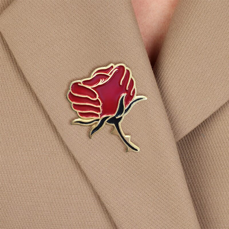Gluschwein - Emaille- und Kristallbrosche mit roter Rose
