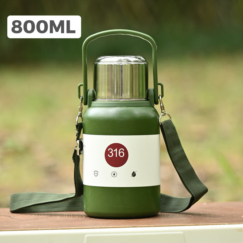Gluschwein - Großvolumiger Wasserbecher mit Wärmespeicherung armée verte
