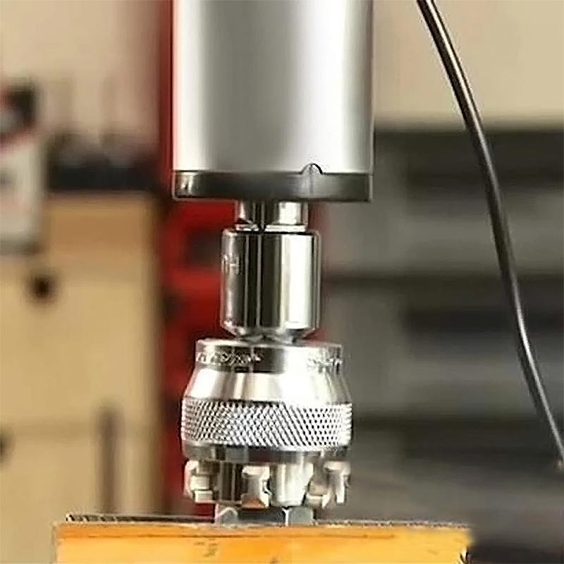 Gluschwein - Elektrische Bohrmaschine magische Universalsteckdose