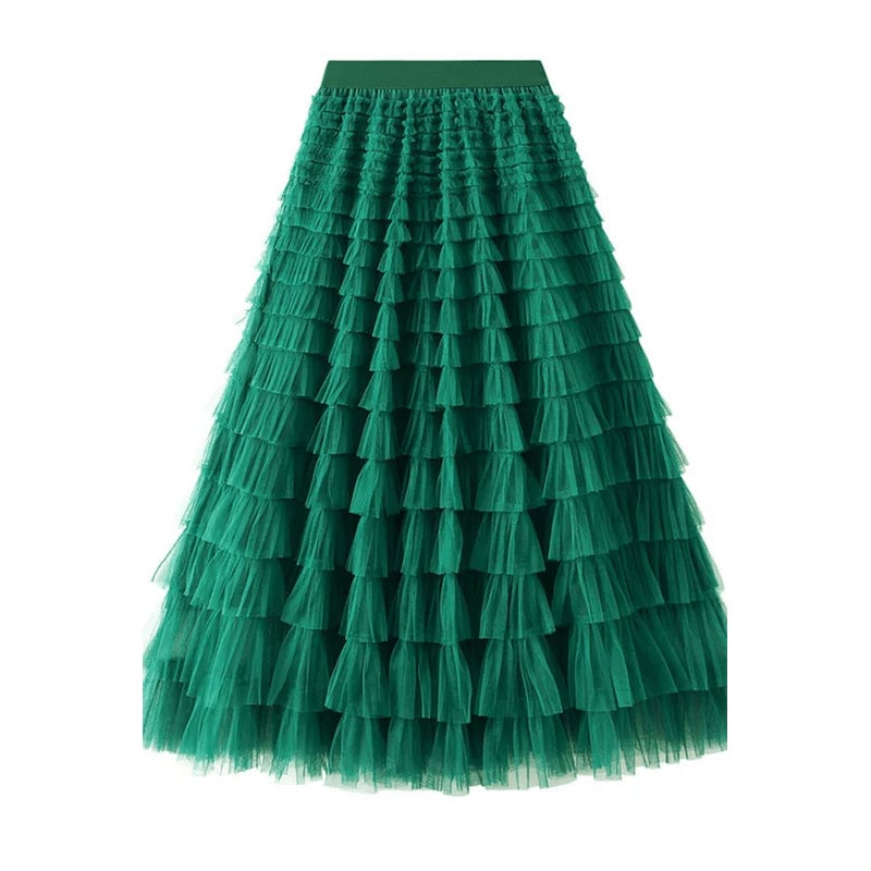 Soyez votre propre reine de la ville avec cette jupe longue en tulle avec ceinture élastique à plusieurs niveaux