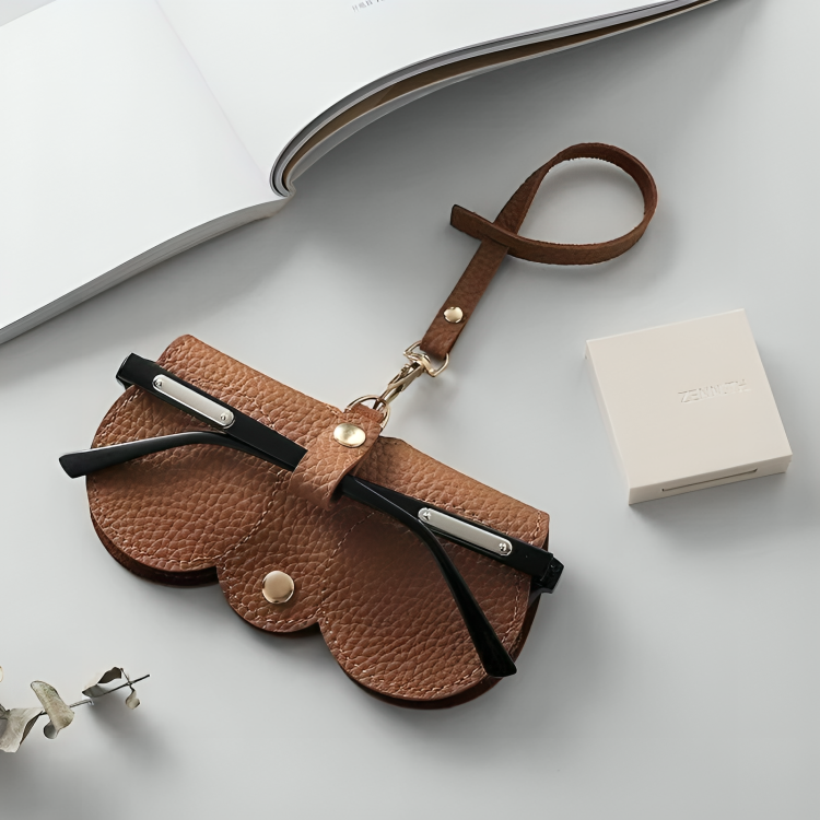 1 + 1 GRATIS HEUTE | OptiPouch | Platzsparendes, stylisches Etui für Ihre Sonnenbrille!