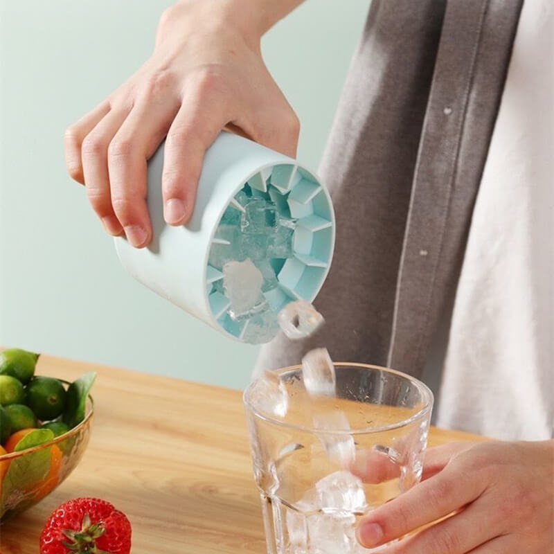 1+1 GRATUIT | Machine à glaçons portable en silicone IceMagic™ avec couvercle