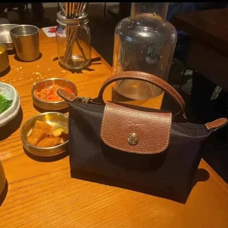 Alma™ - Elegante bolso con cinturón