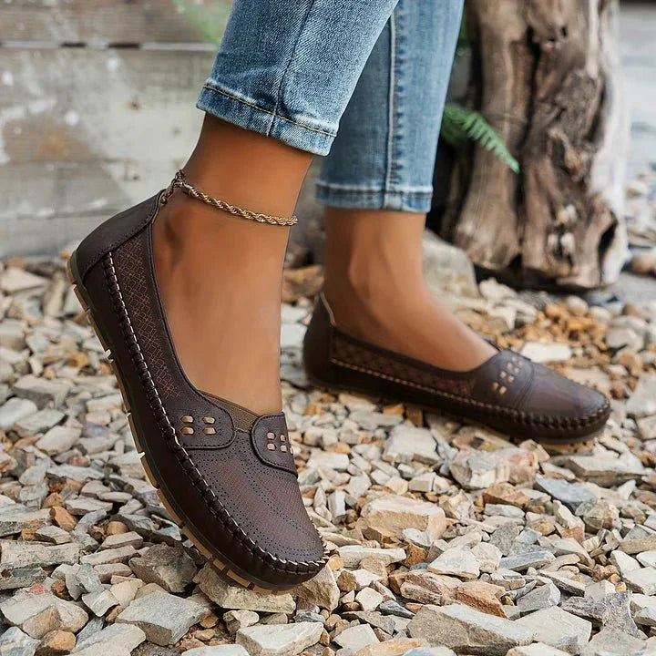 Amelie – Chaussures orthopédiques plates élégantes