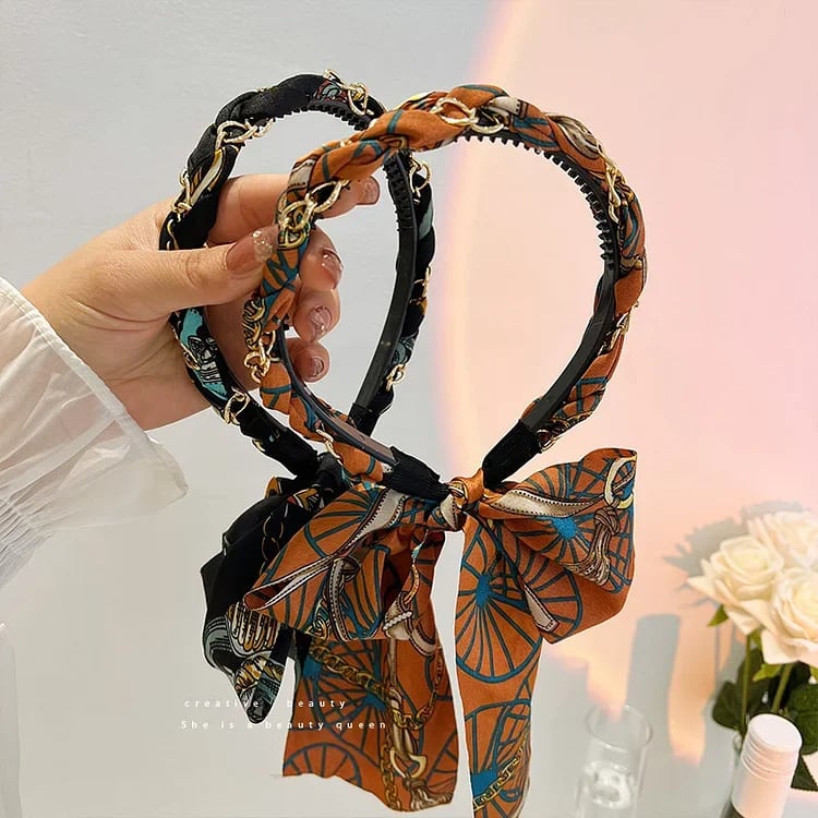 Serre-tête en satin avec fonction tressage – parfait pour l'Oktoberfest et les festivités