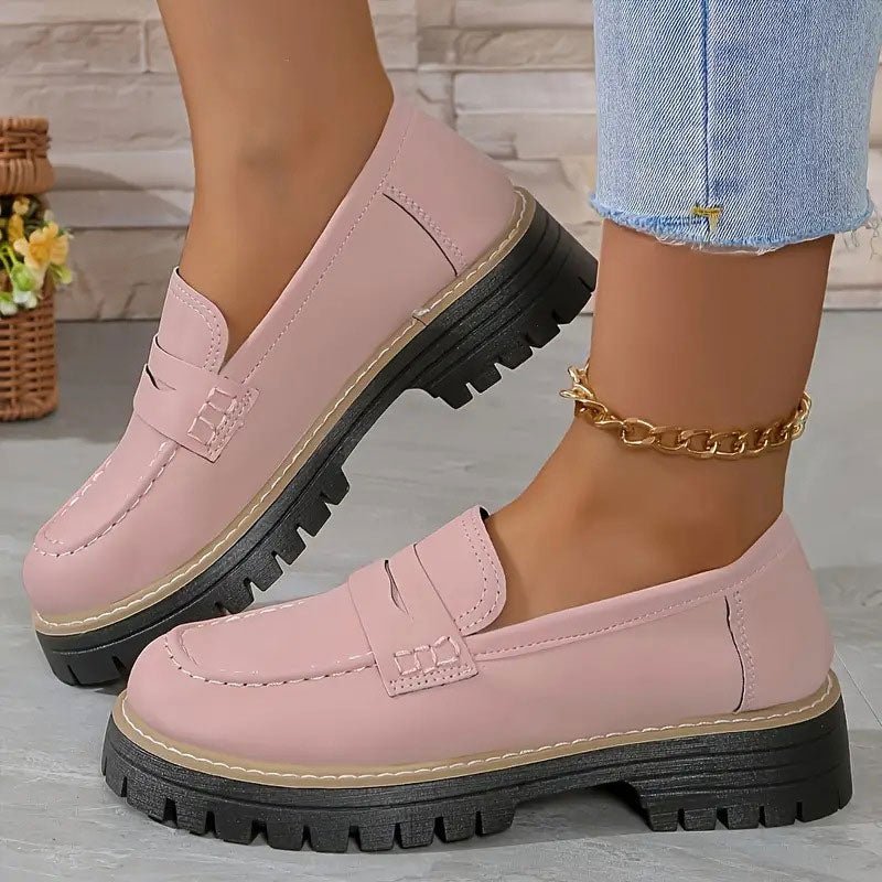 Cassandra – Chaussures élégantes à enfiler en daim