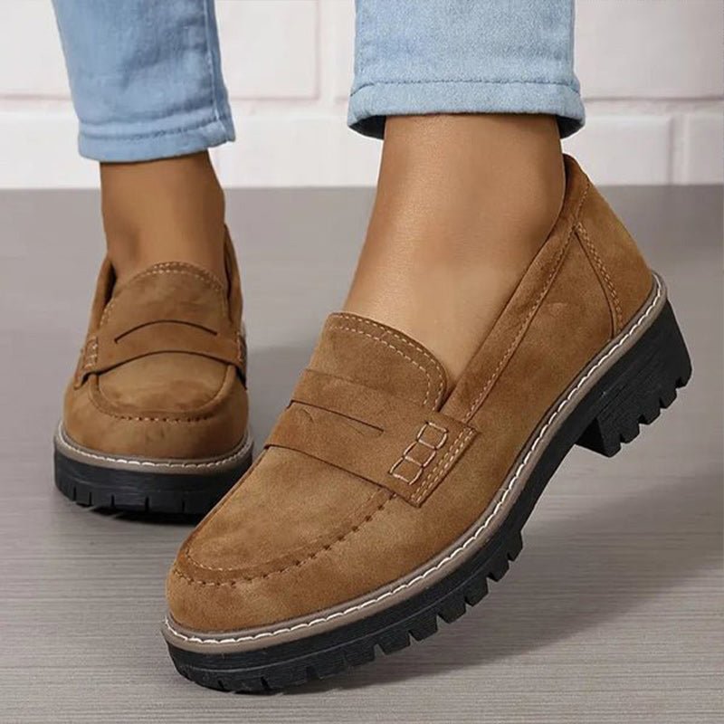 Cassandra – Chaussures élégantes à enfiler en daim