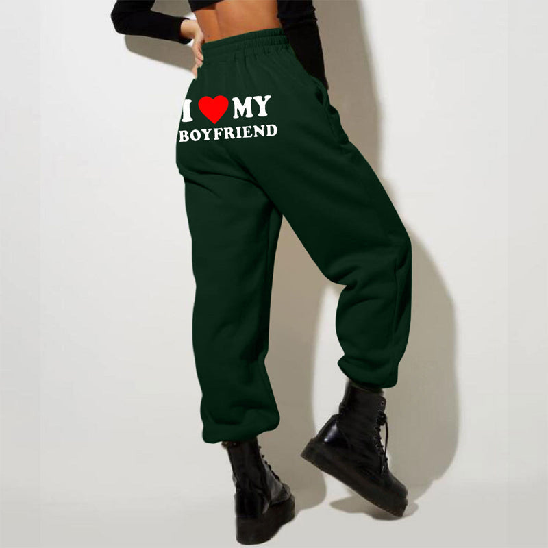 Gluschwein - I LOVE MY BOYFRIEND Bedruckte Freizeit-Jogginghose DUNKELGRÜN
