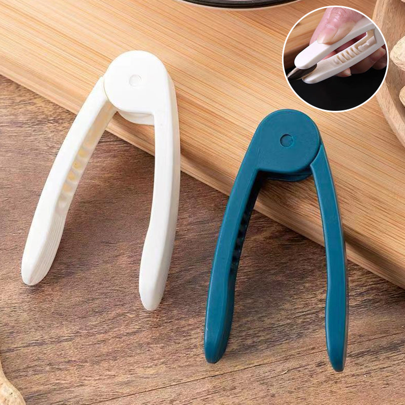 Gluschwein - Peanut Seed Peeler Plastics Peanut Clip