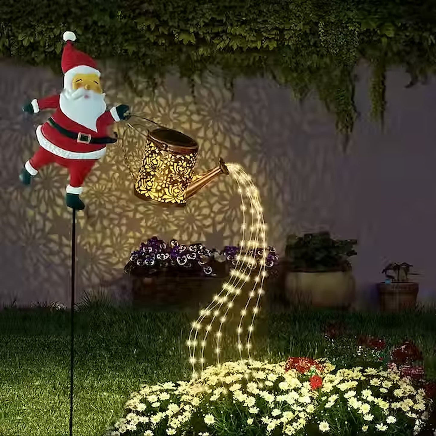 SolarSanta - Solar-Weihnachtsmann mit Lichterkette — Herzerwärmende LED-Lichterkaskade