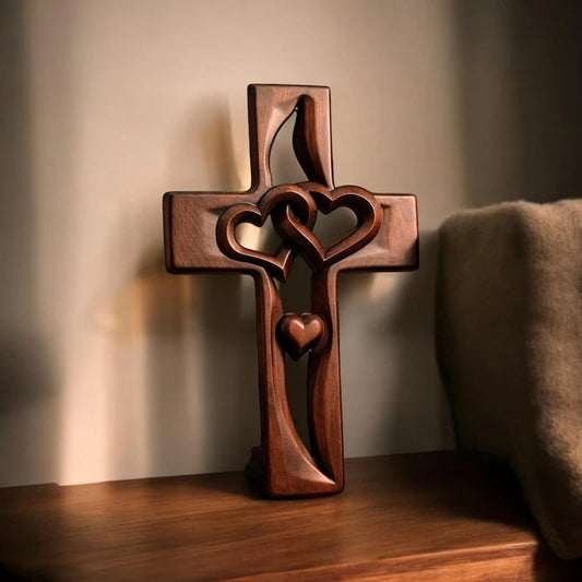 Gluschwein - ❤️✝️Handgefertigtes Holzkreuz mit verschlungenen Herzen
