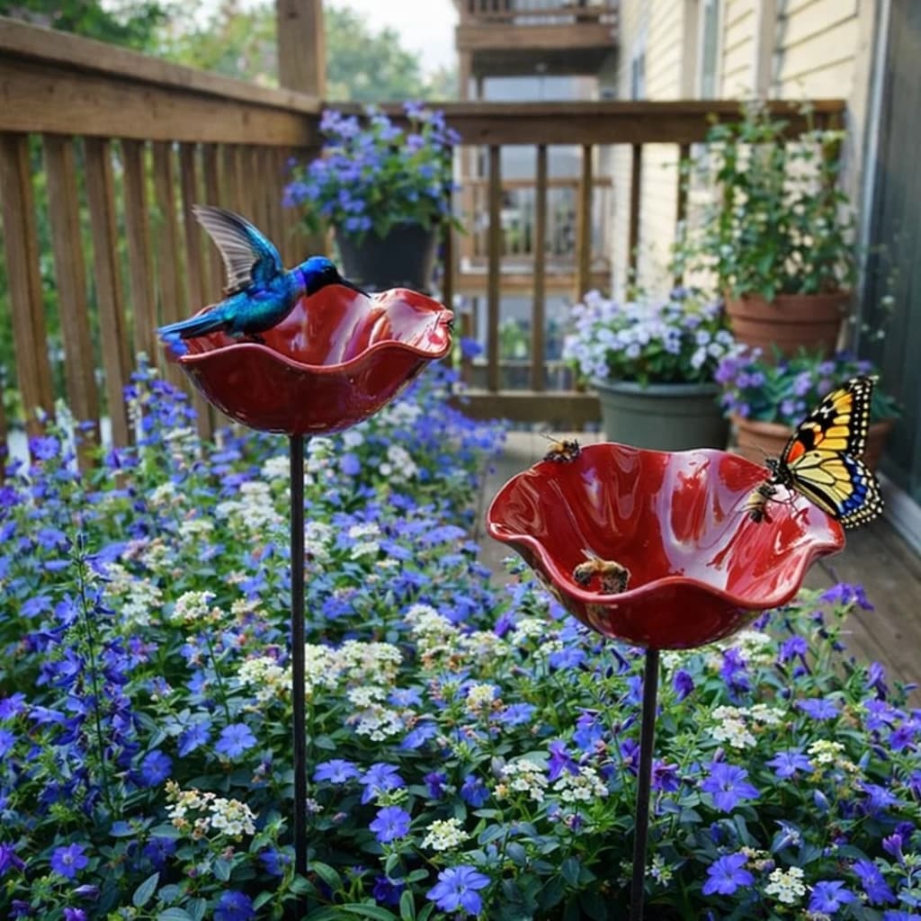 Flower Bath - Blumenförmige Metallskulptur für den Garten, die Vögel und Insekten anzieht