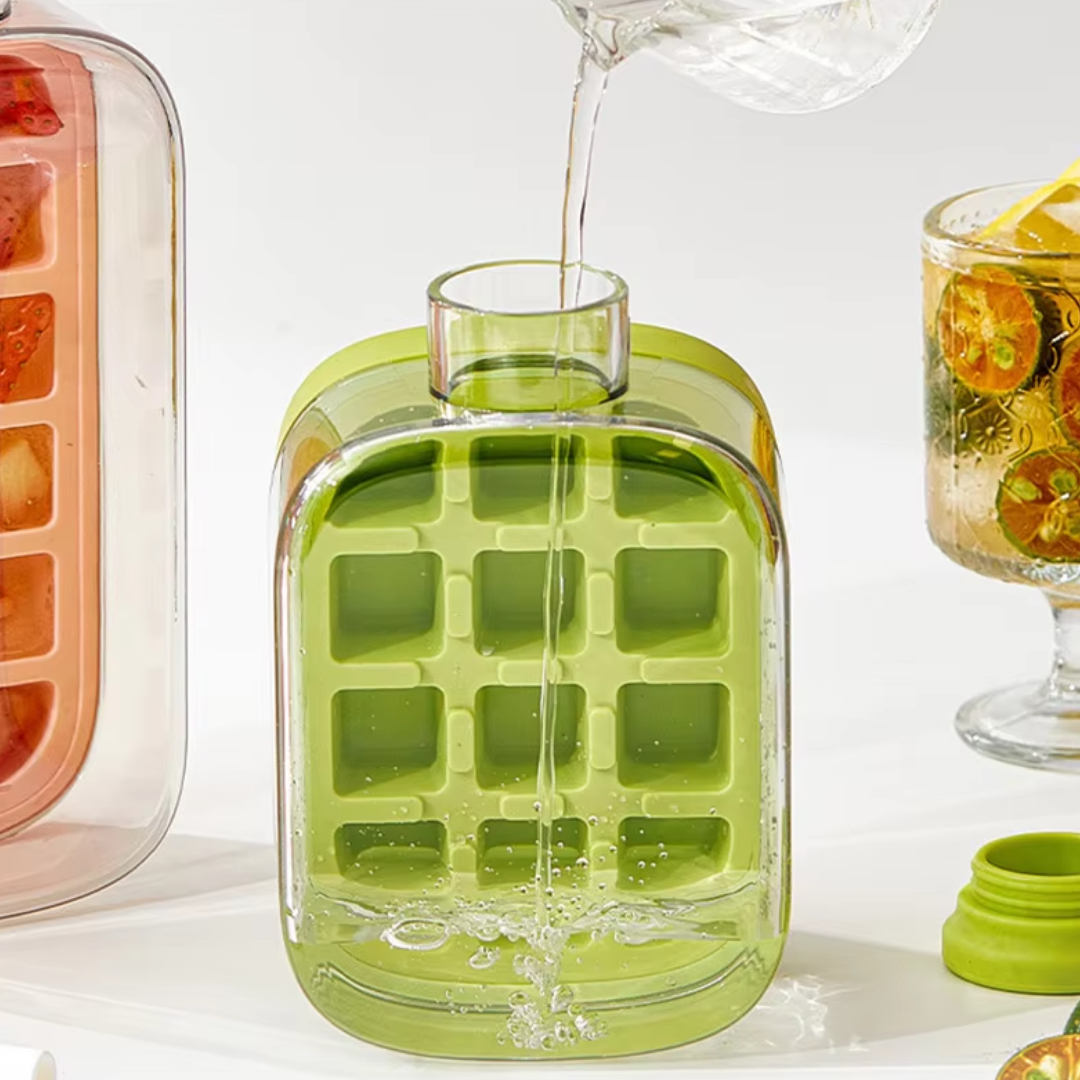 IceCube - 2-in-1 Eisschale & Flasche