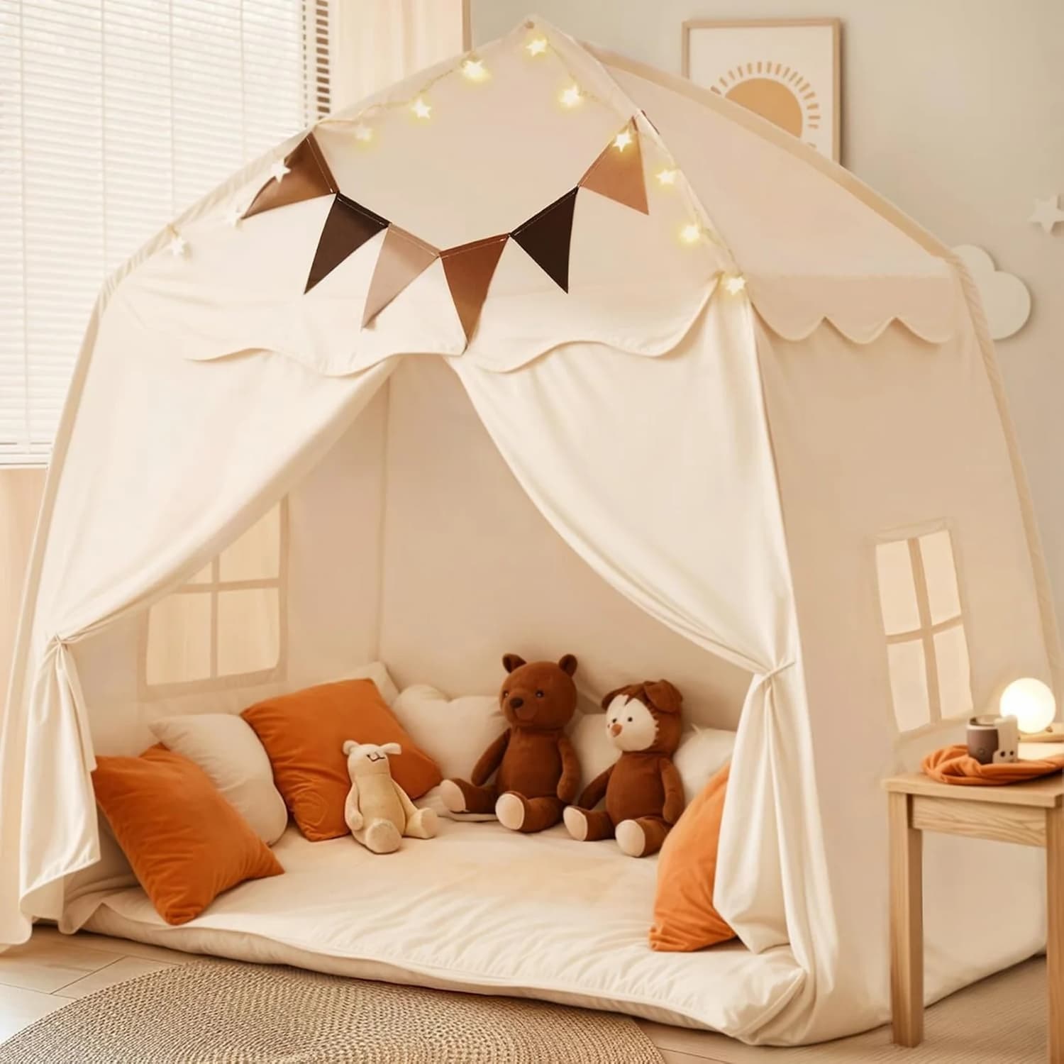 Gluschwein - Kids Play Tent - Spielzelt mit Sternenlichtern und Fähnchen