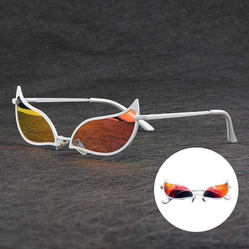 Gluschwein - Doflamingos charakteristische Sonnenbrille