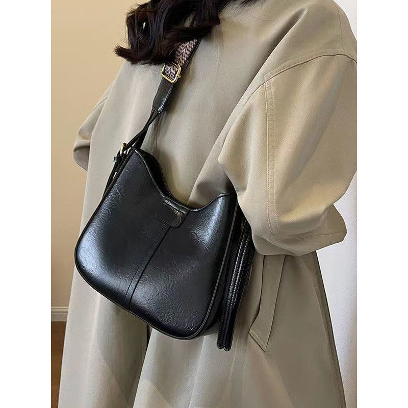 Dorelia – Strukturierte Schultertasche