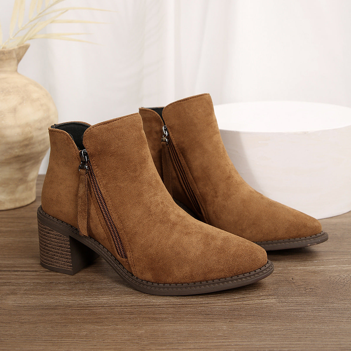 NORA – Stiefeletten aus Wildleder